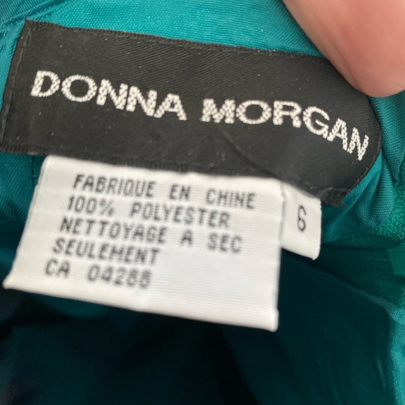 Beautiful green Christmas dress - Picture 5 of 8